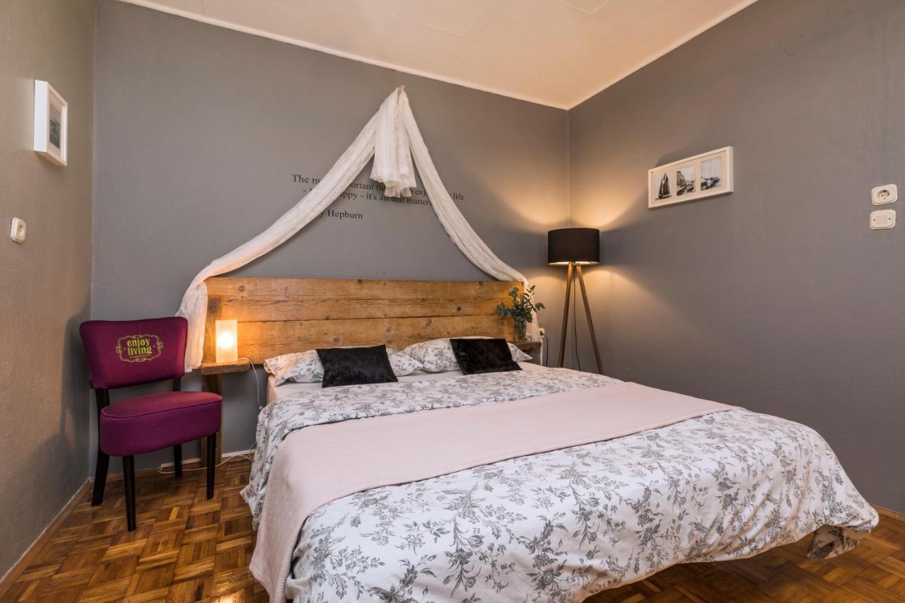 Alaburic Rooms & Apartment 말리로시니 외부 사진