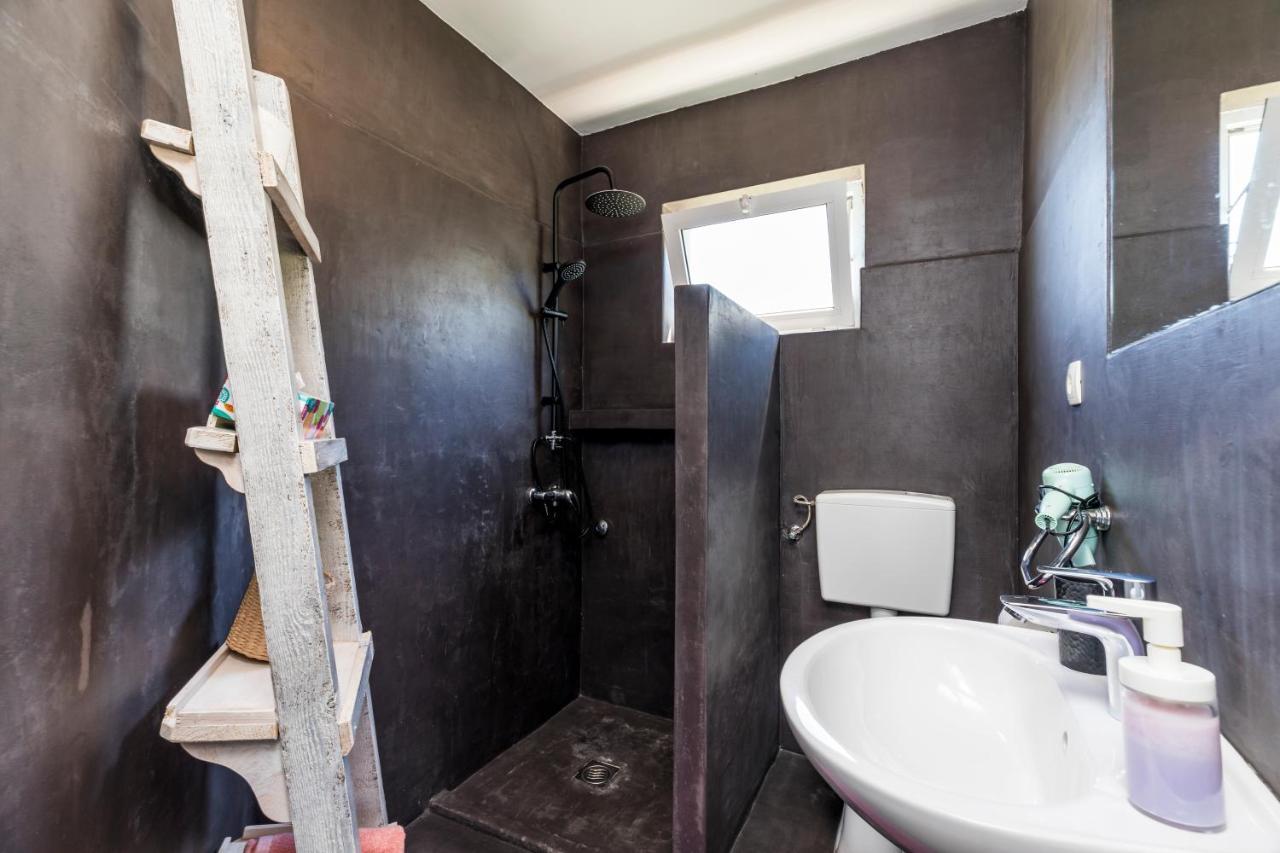 Alaburic Rooms & Apartment 말리로시니 외부 사진