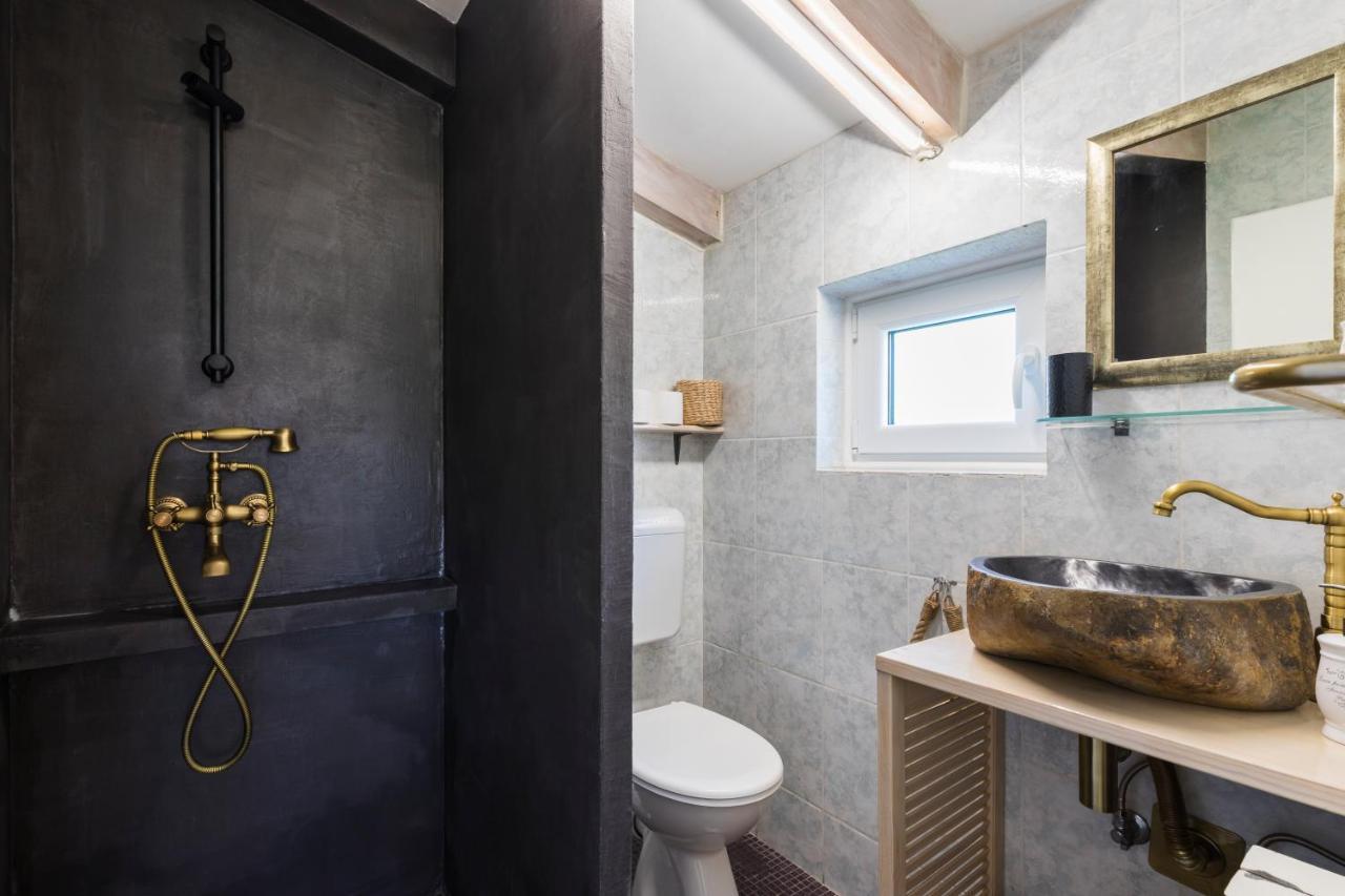 Alaburic Rooms & Apartment 말리로시니 외부 사진
