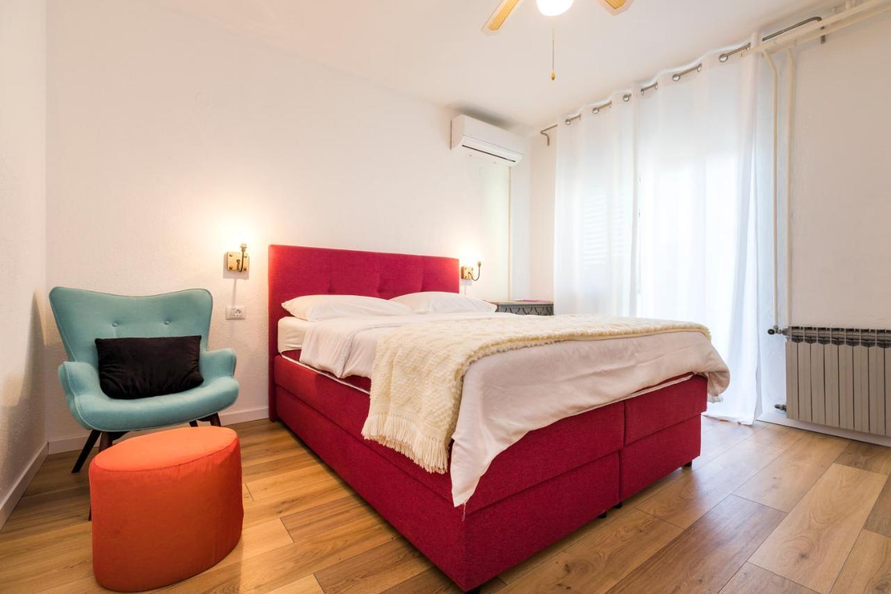 Alaburic Rooms & Apartment 말리로시니 외부 사진
