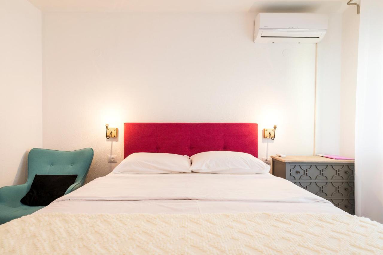 Alaburic Rooms & Apartment 말리로시니 외부 사진