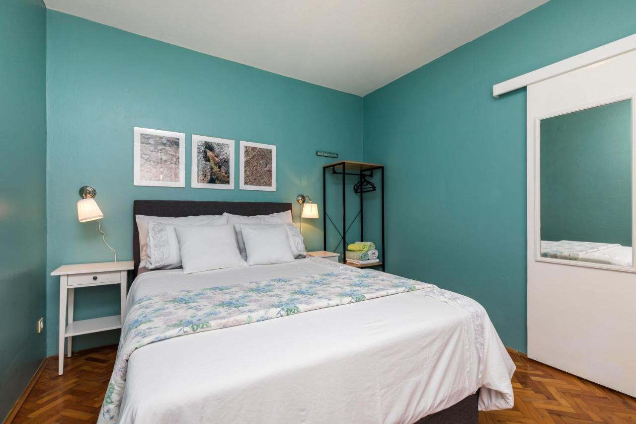 Alaburic Rooms & Apartment 말리로시니 외부 사진
