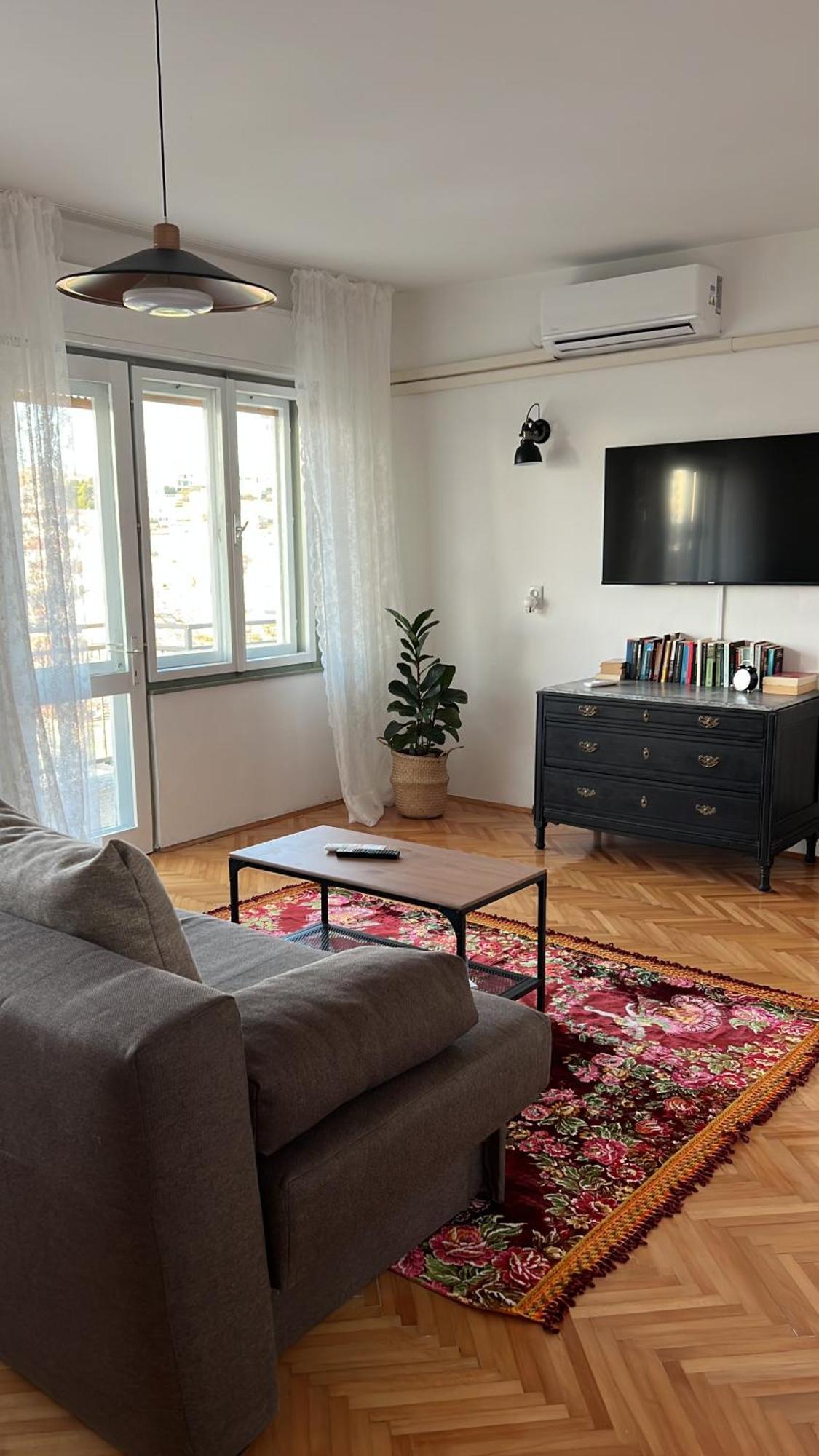 Alaburic Rooms & Apartment 말리로시니 외부 사진