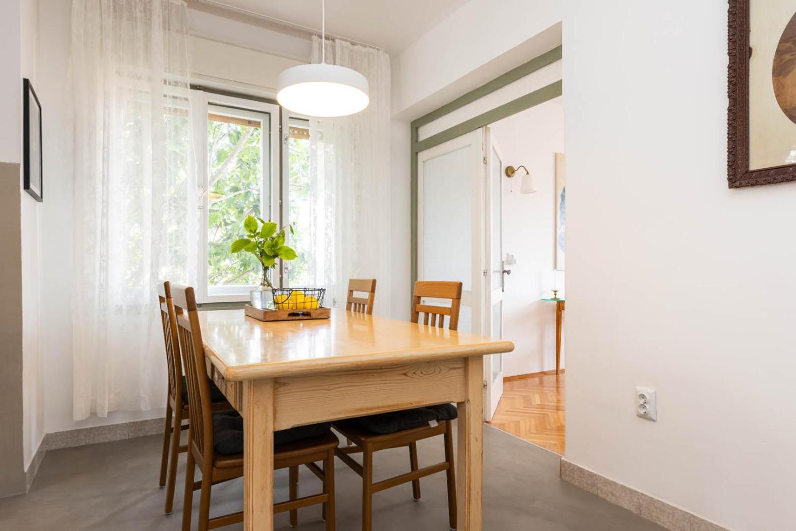 Alaburic Rooms & Apartment 말리로시니 외부 사진
